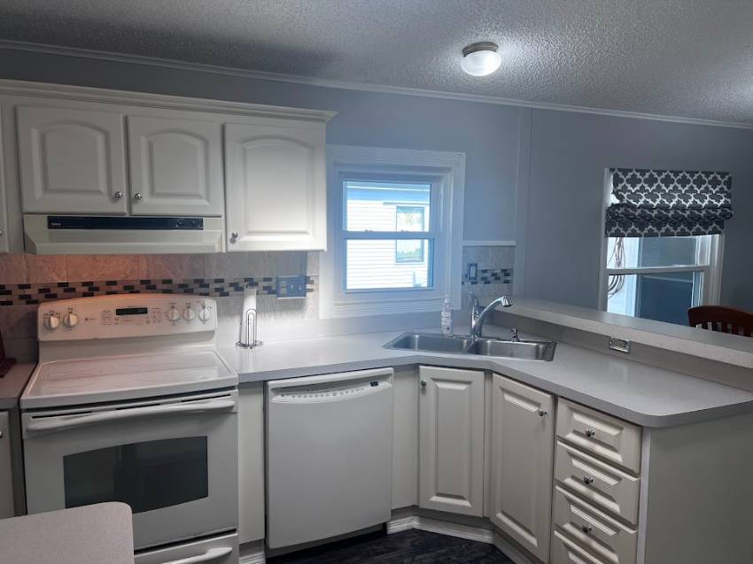 74 Greenview Drive a Winter Haven, FL Mobile or Manufactured Home for Sale